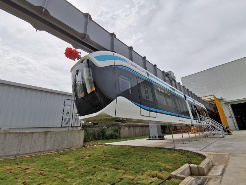 A trial suspended rail in the CRSI production base.